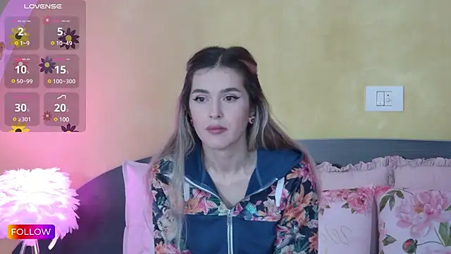 Sarah-Hart online show from 02/10/25, 05:14