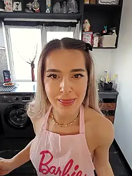 Sarah-Hart online show from 02/13/25, 11:39