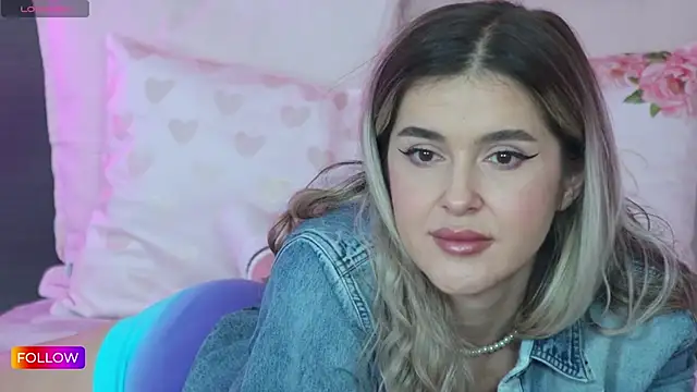 Sarah-Hart online show from 02/18/25, 08:38