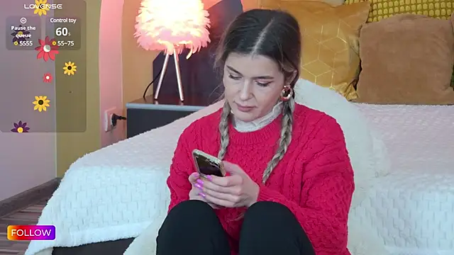 Sarah-Hart online show from 02/22/25, 08:40