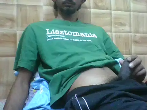 Snapshot of GraniticChowder chatting on 12/05/25, 02:03 GraniticChowder online show from 12/05/25, 02:03