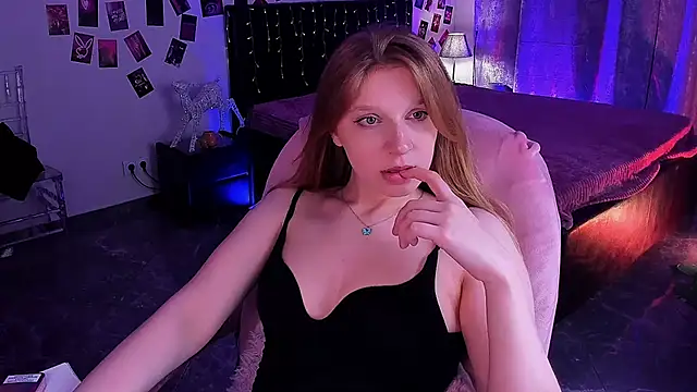 KarambaMoon online show from 06/14/26, 02:24