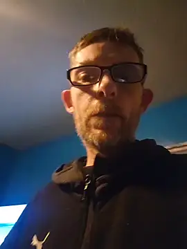 MysteriousFire23 online show from 11/26/25, 07:26