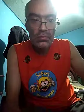 Snapshot of hugosafado333 chatting on 03/09/25, 03:22 hugosafado333 online show from 03/09/25, 03:22