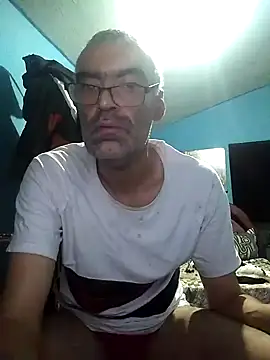 Snapshot of hugosafado333 chatting on 03/16/25, 02:53 hugosafado333 online show from 03/16/25, 02:53