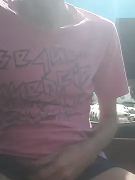 Snapshot of hugosafado333 chatting on 09/10/25, 05:29 hugosafado333 online show from 09/10/25, 05:29