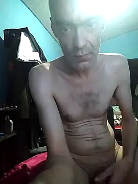 Snapshot of hugosafado333 chatting on 10/02/25, 07:15 hugosafado333 online show from 10/02/25, 07:15