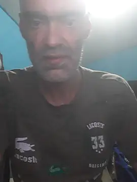 Snapshot of hugosafado333 chatting on 10/08/25, 04:54 hugosafado333 online show from 10/08/25, 04:54