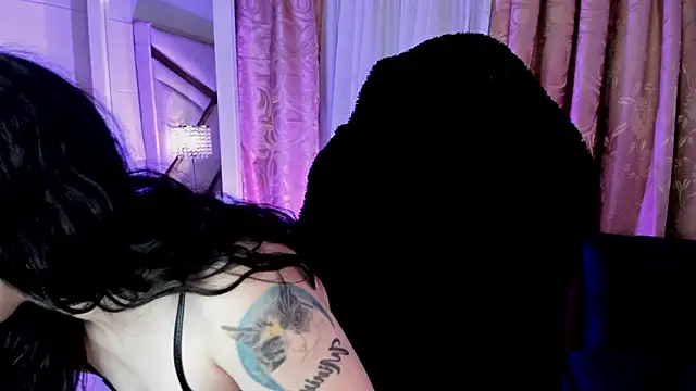 hanna  azumi online show from 02/11/25, 06:08