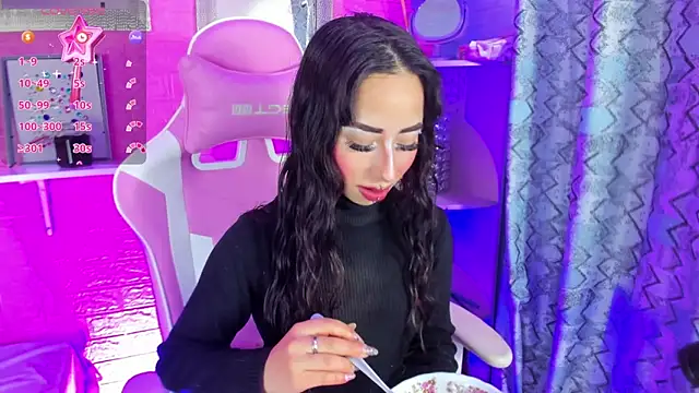 hanna  azumi online show from 11/21/25, 03:05