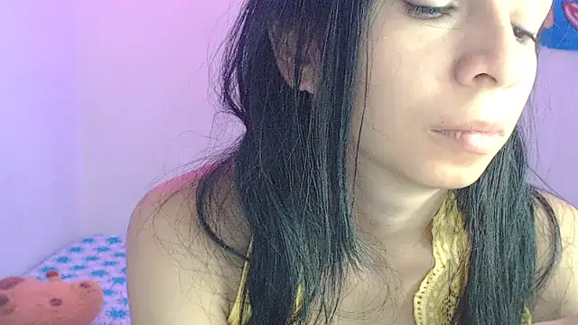 Snapshot of jhoanitahot chatting on 07/15/26, 01:00 jhoanitahot online show from 07/15/26, 01:00
