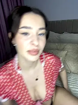 GraceCarther online show from 11/03/25, 05:14