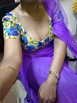 Snapshot of Roja-Telugu777 chatting on 03/06/25, 02:40 Roja-Telugu777 online show from 03/06/25, 02:40
