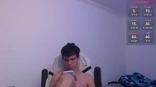 bryamado69 online show from 04/22/26, 01:56