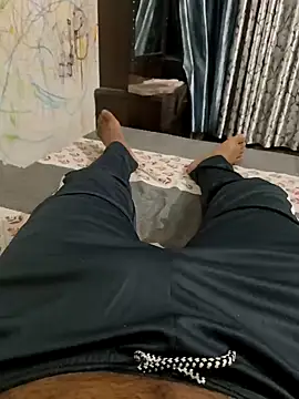 Gururonny07 online show from 12/06/24, 07:45