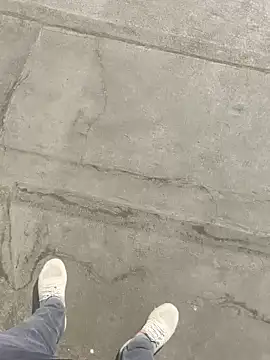 Gururonny07 online show from 12/13/24, 05:16