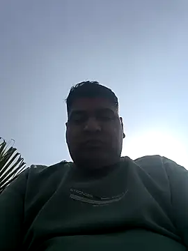 Gururonny07 online show from 02/11/25, 07:44