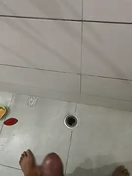 Gururonny07 online show from 10/03/25, 02:08