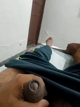 Gururonny07 online show from 03/03/26, 12:39