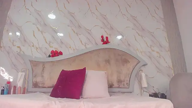 sarita rouzze online show from 10/31/25, 09:21