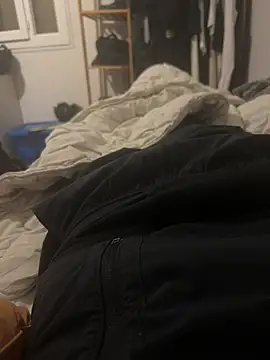 pignoufe online show from 04/10/26, 09:08