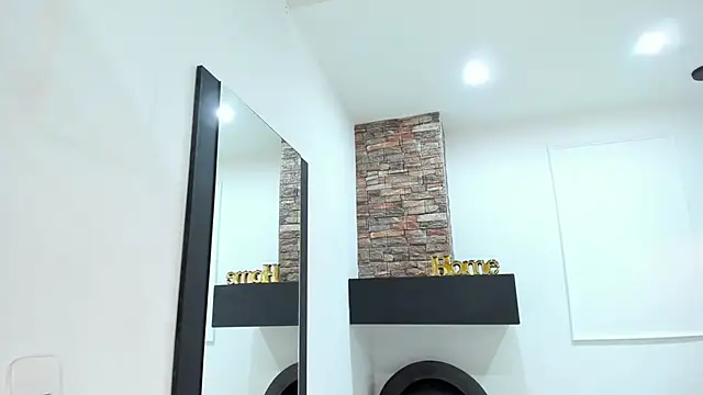 LenaRuiz  online show from 10/12/25, 12:04