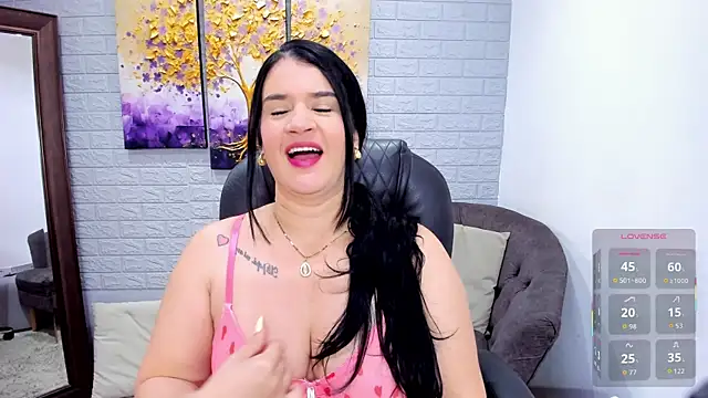 LenaRuiz  online show from 04/25/26, 12:08