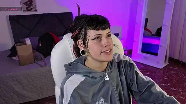  sharlotte777 online show from 02/17/26, 01:07