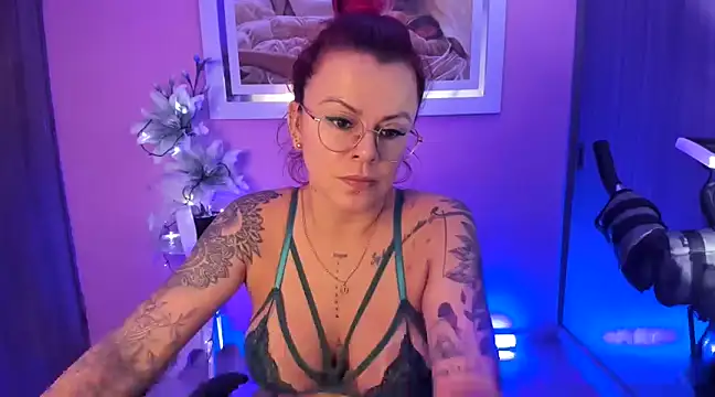 KAROL MILF online show from 02/01/25, 11:16