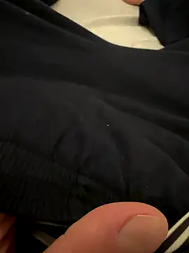 Snapshot of dickistanbul chatting on 09/15/25, 11:05 dickistanbul online show from 09/15/25, 11:05