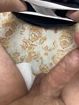 Snapshot of dickistanbul chatting on 11/23/25, 03:34 dickistanbul online show from 11/23/25, 03:34