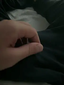 Snapshot of dickistanbul chatting on 11/30/25, 12:58 dickistanbul online show from 11/30/25, 12:58