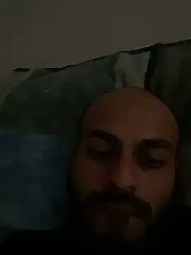 Snapshot of islandvybee55 chatting on 12/15/24, 10:15 islandvybee55 online show from 12/15/24, 10:15