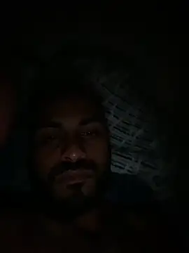 Snapshot of islandvybee55 chatting on 01/26/25, 11:18 islandvybee55 online show from 01/26/25, 11:18