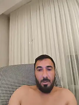 Snapshot of leon_ates chatting on 08/10/26, 01:20 leon ates online show from 08/10/26, 01:20