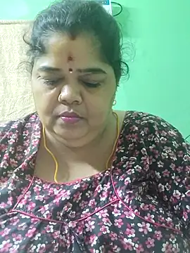 Snapshot of tamilthanushri chatting on 07/01/26, 06:07 tamilthanushri online show from 07/01/26, 06:07