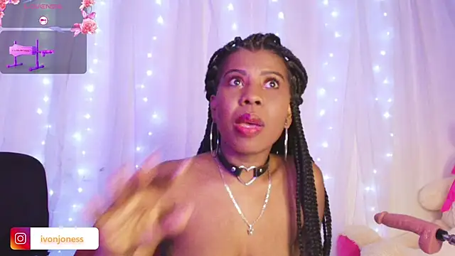 Snapshot of ivonjoness chatting on 03/01/25, 10:13 ivonjoness online show from 03/01/25, 10:13