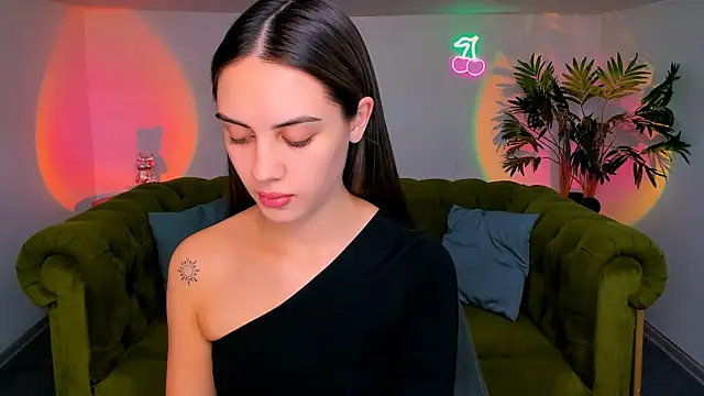  shyy girl online show from 10/13/25, 08:20