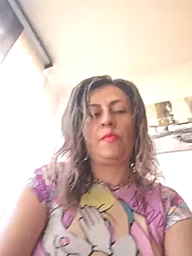 Latiinvenushot online show from 02/05/26, 01:05