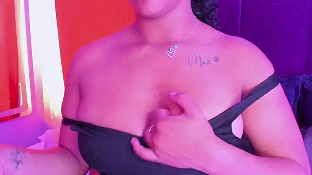 Snapshot of Sofi_Fox_ chatting on 05/20/26, 03:13 Sofi Fox online show from 05/20/26, 03:13