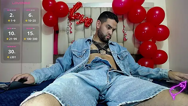 akeemdavid 05 online show from 02/13/25, 07:42