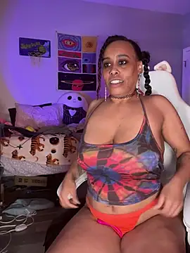 loveluna8 online show from 03/04/25, 07:11