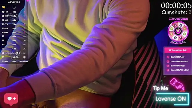 coupleofficial online show from 01/13/25, 09:52