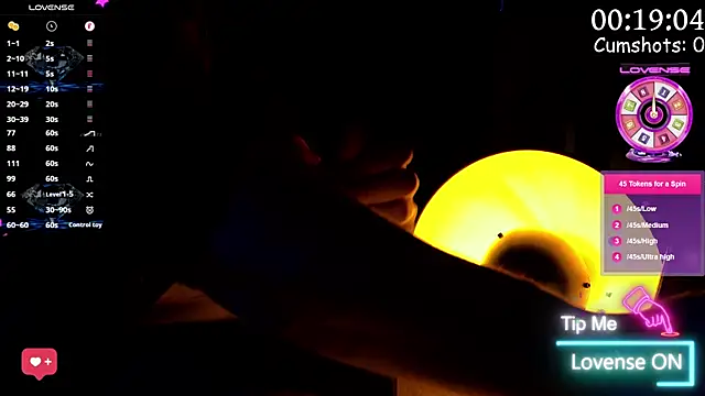 coupleofficial online show from 02/23/25, 10:20