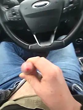 Titanhoott online show from 12/09/24, 08:22