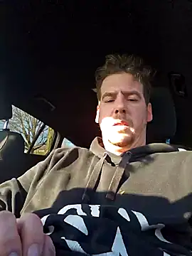 Titanhoott online show from 12/27/24, 12:45