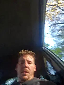 Titanhoott online show from 11/04/25, 10:14