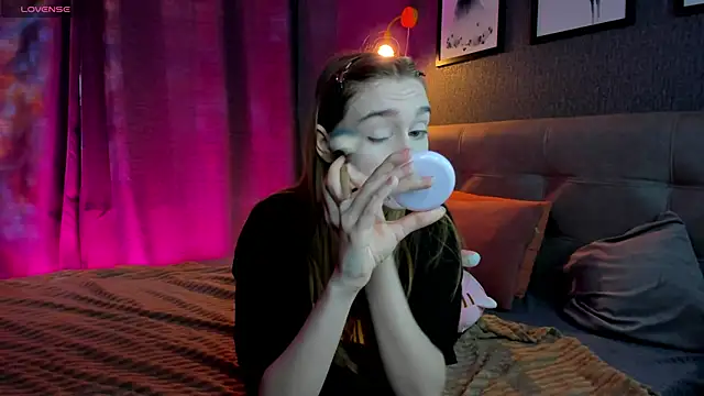 Lesi Moonie01 online show from 11/09/25, 09:29