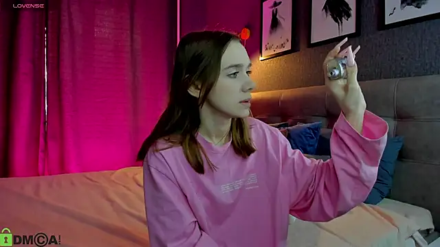 Lesi Moonie01 online show from 02/24/26, 09:40