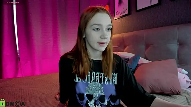 Lesi Moonie01 online show from 04/12/26, 09:03